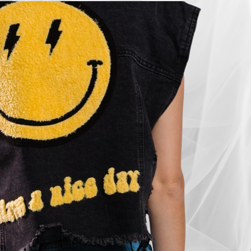 Smiley Cropped Vest - Adel Kasza Co